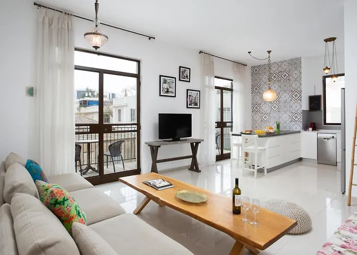 Modern 2Br With Mamad By Holyguest